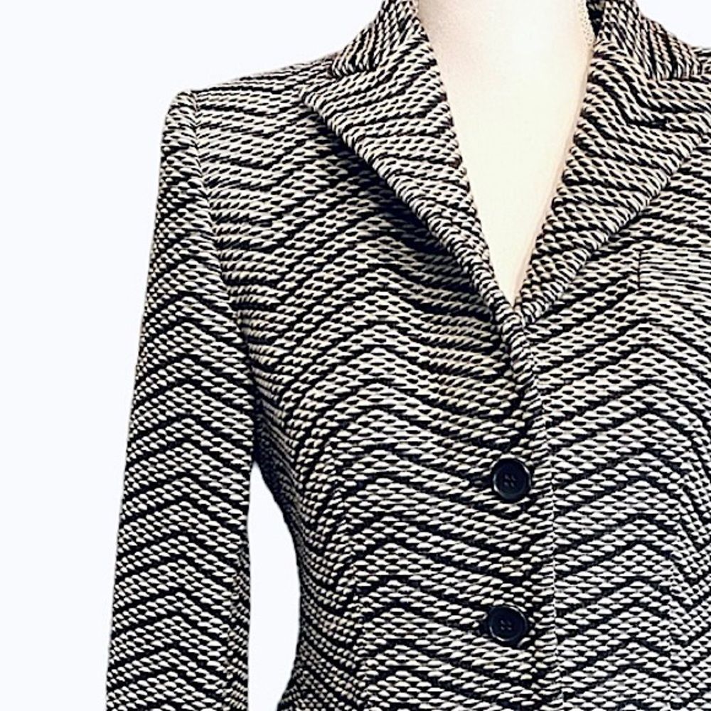 Armani Collezioni Wool Blazer Jacket Designer Quiet Luxury Timeless